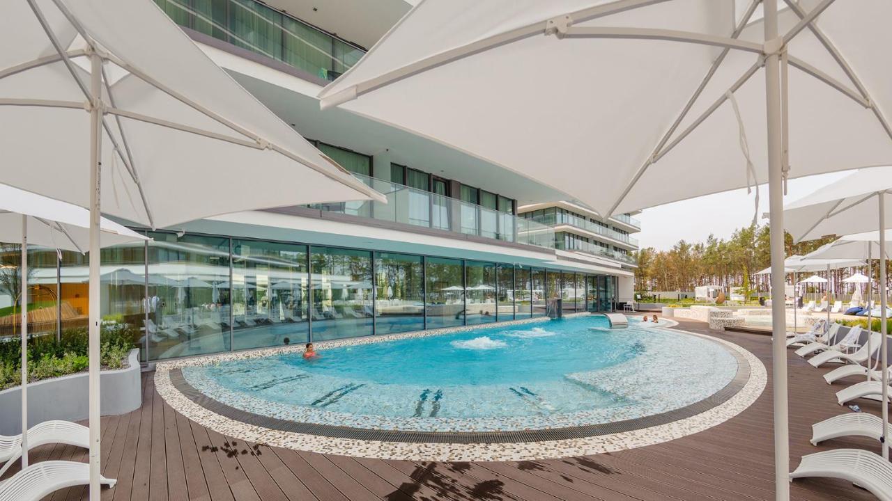 Prywatne Apartamenty Sun & Snow W Wave Z Basenem Miedzyzdroje Eksteriør billede