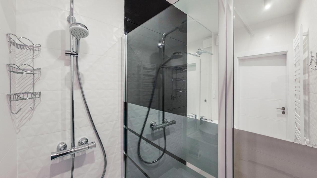 Prywatne Apartamenty Sun & Snow W Wave Z Basenem Miedzyzdroje Eksteriør billede